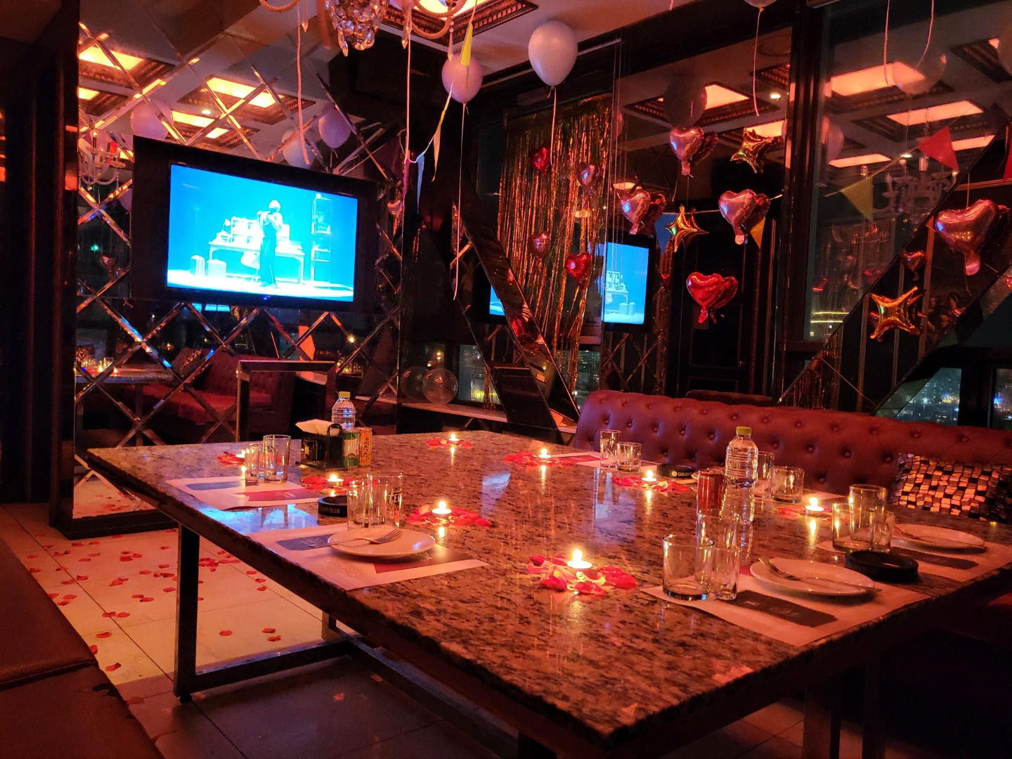 KakaoTalk_20251020_191253932 강남 가라오케 룸 전경